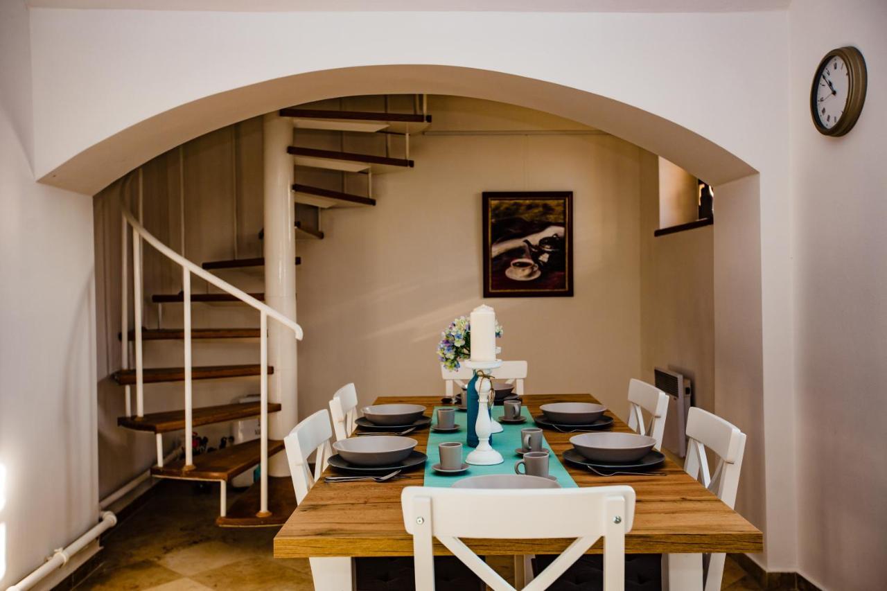 Bridge Apartment エステルゴム エクステリア 写真